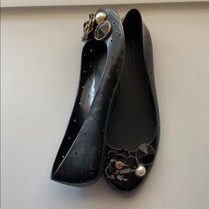 Black BCBGMaxAzria Jelly Flats